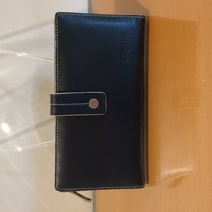 Kenneth Cole Black Wallet for women.
